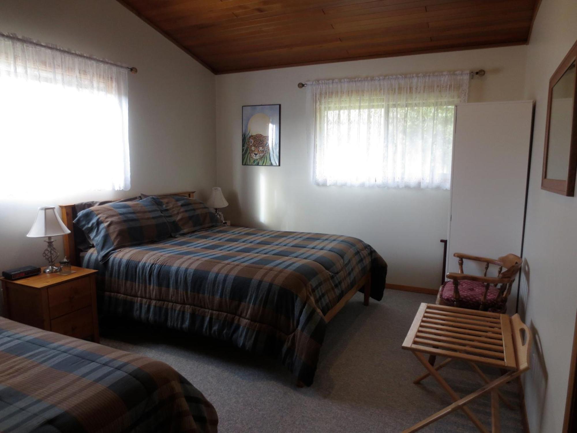 Bed and Breakfast Moon And Sixpence Ucluelet Zewnętrze zdjęcie